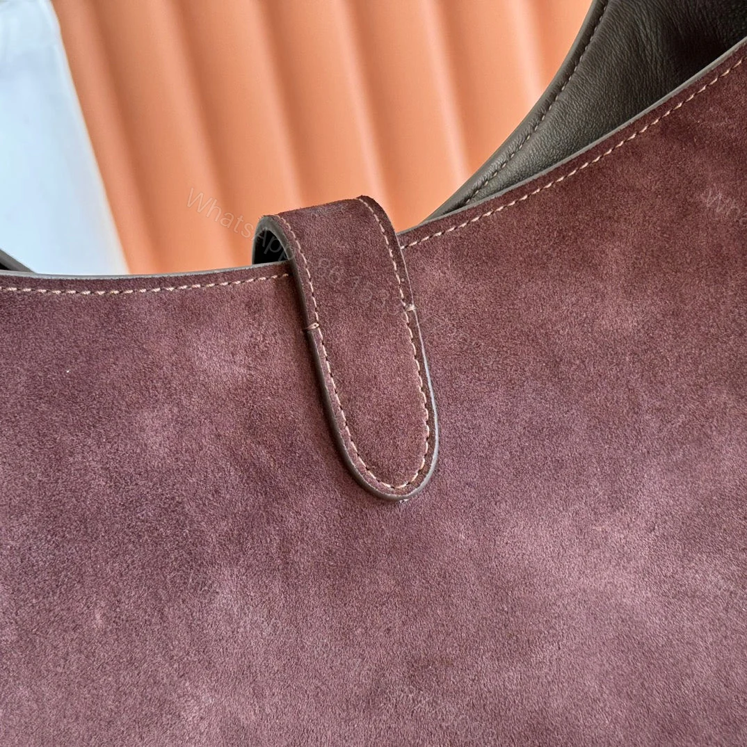View 5 of GUCCI 25S JACKIE GIORNO 44 CM IN DARK CHOCOLATE BROWN SUEDE
