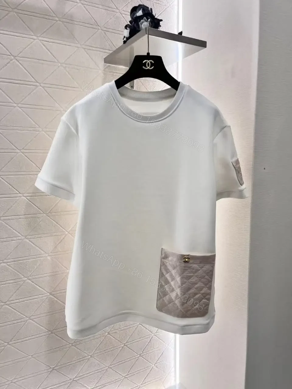 CHANEL — view 1