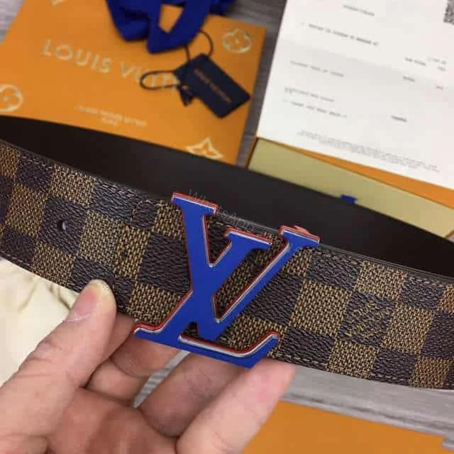 View 7 of LOUIS VUITTON INITIALES 40MM REVERSIBLE DAMIER EBENE CANVAS BELT – B85