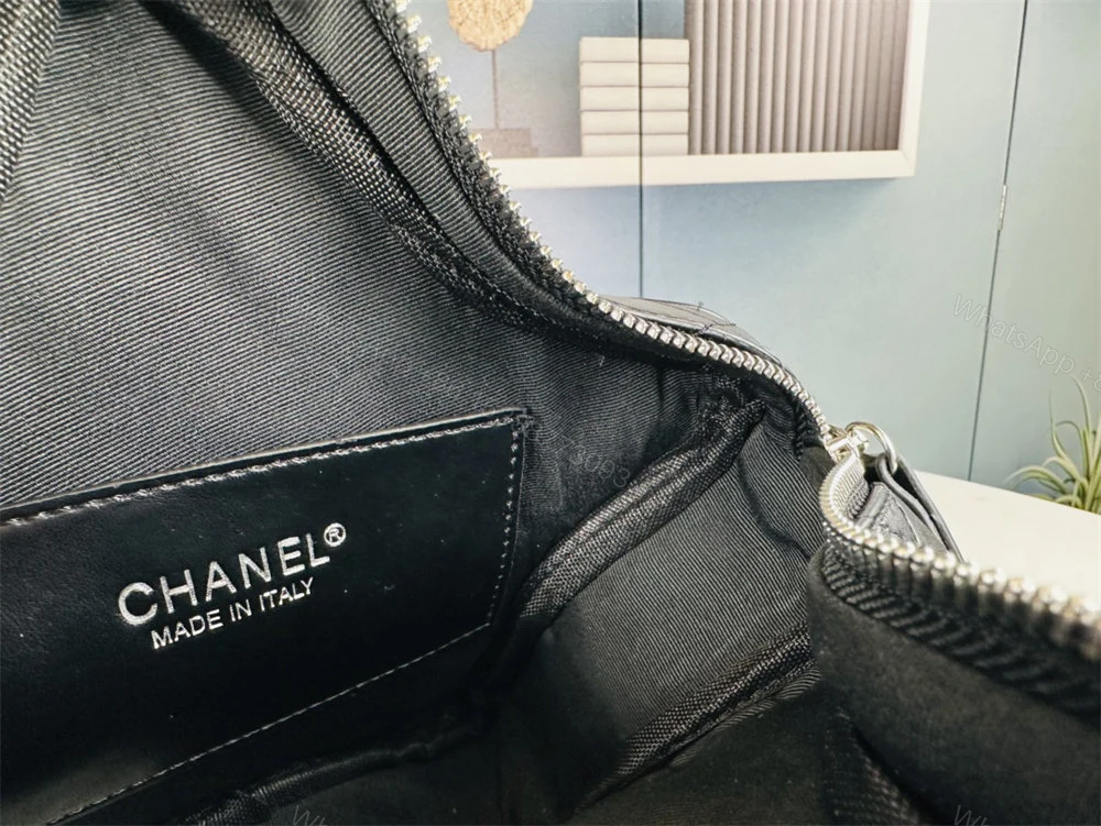 Chanel Star Bag — view 2