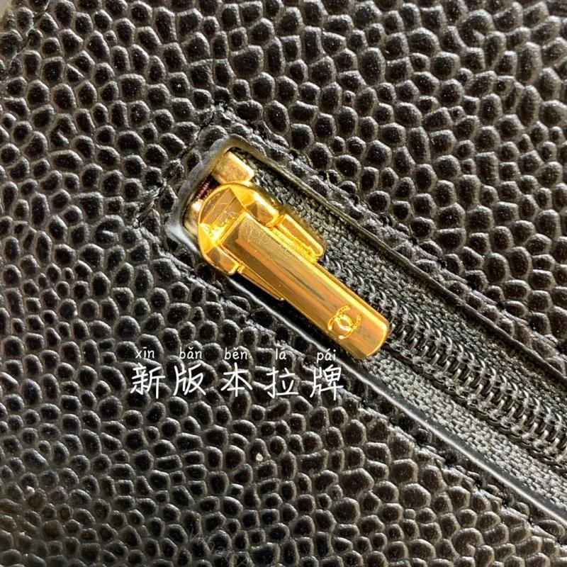 View 8 of CHANEL香奈儿经典WOC Wallet On Chain链条钱包_高仿a货厂家-奢品库