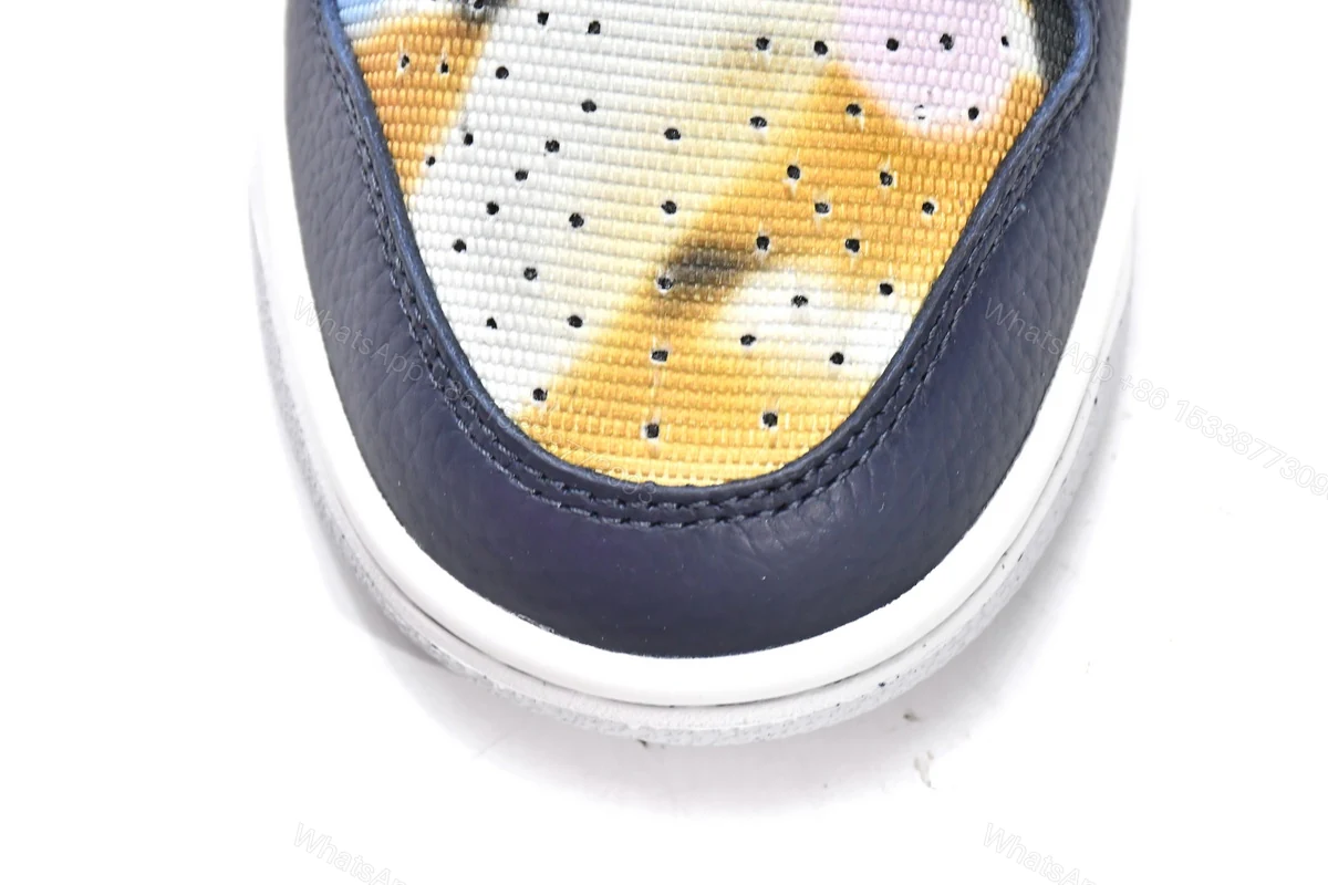 View 8 of (OG)Nike Dunk Low Graffiti DM0108-400