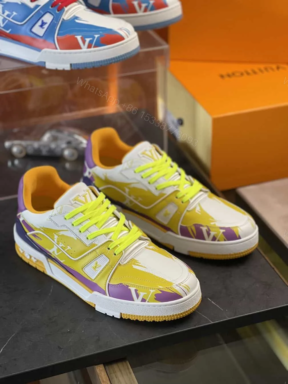 LOUIS VUITTON TRAINER SNEAKER – LSVT320 — view 1