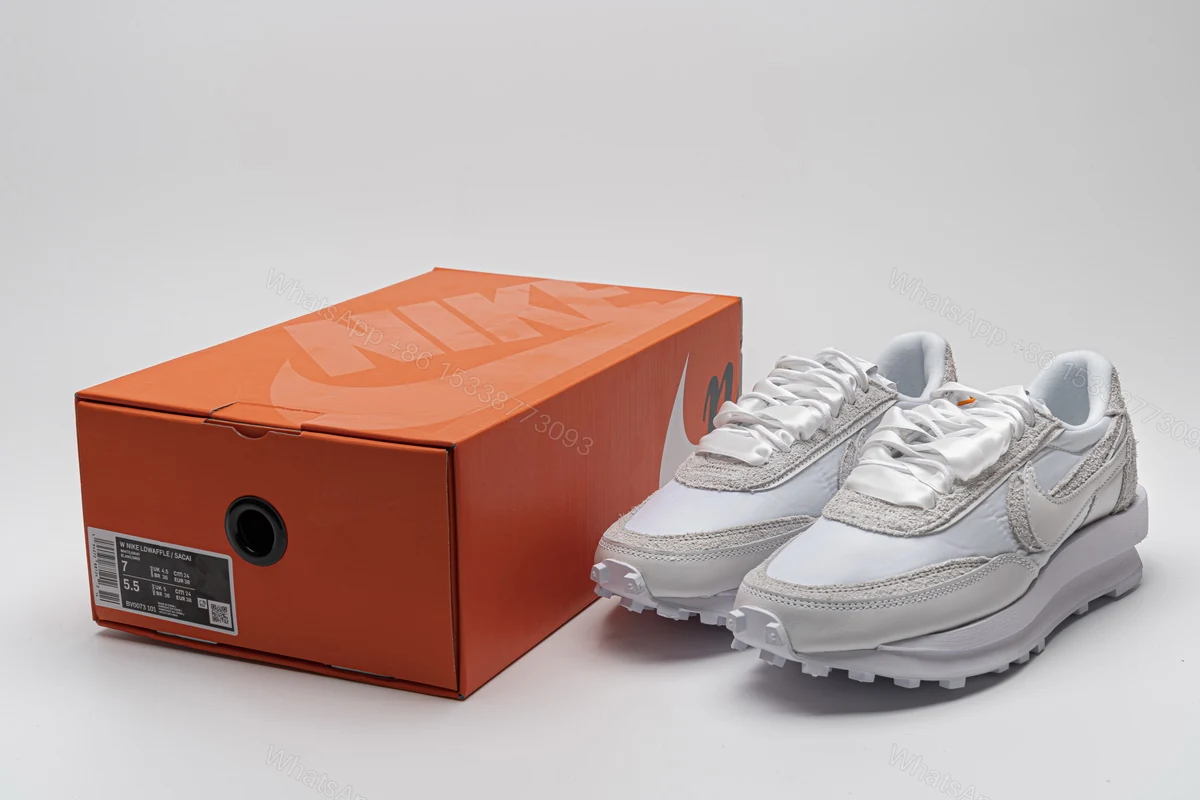 Nike Waffle LDWaffle Sacai White Nylon BV0073-101 — view 2
