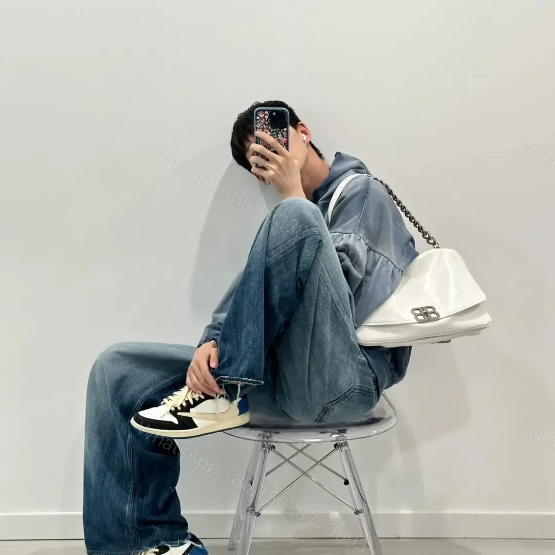 View 12 of 高仿Balenciaga*BBSolt系列腋下包白色M