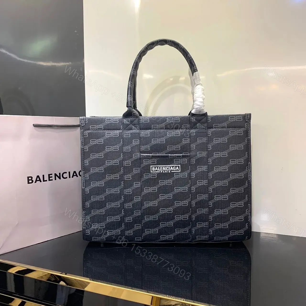 BALENCIAGA — view 1