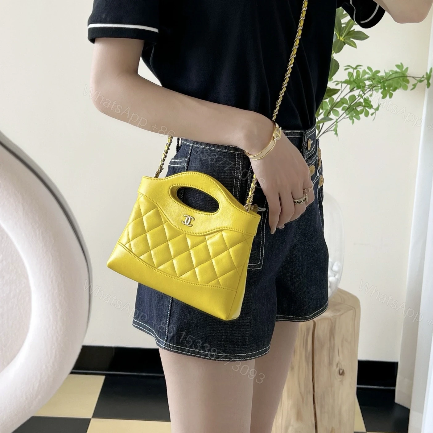 View 14 of 高仿Chanel*24S春夏系列AP3656單肩包黃色免檢版