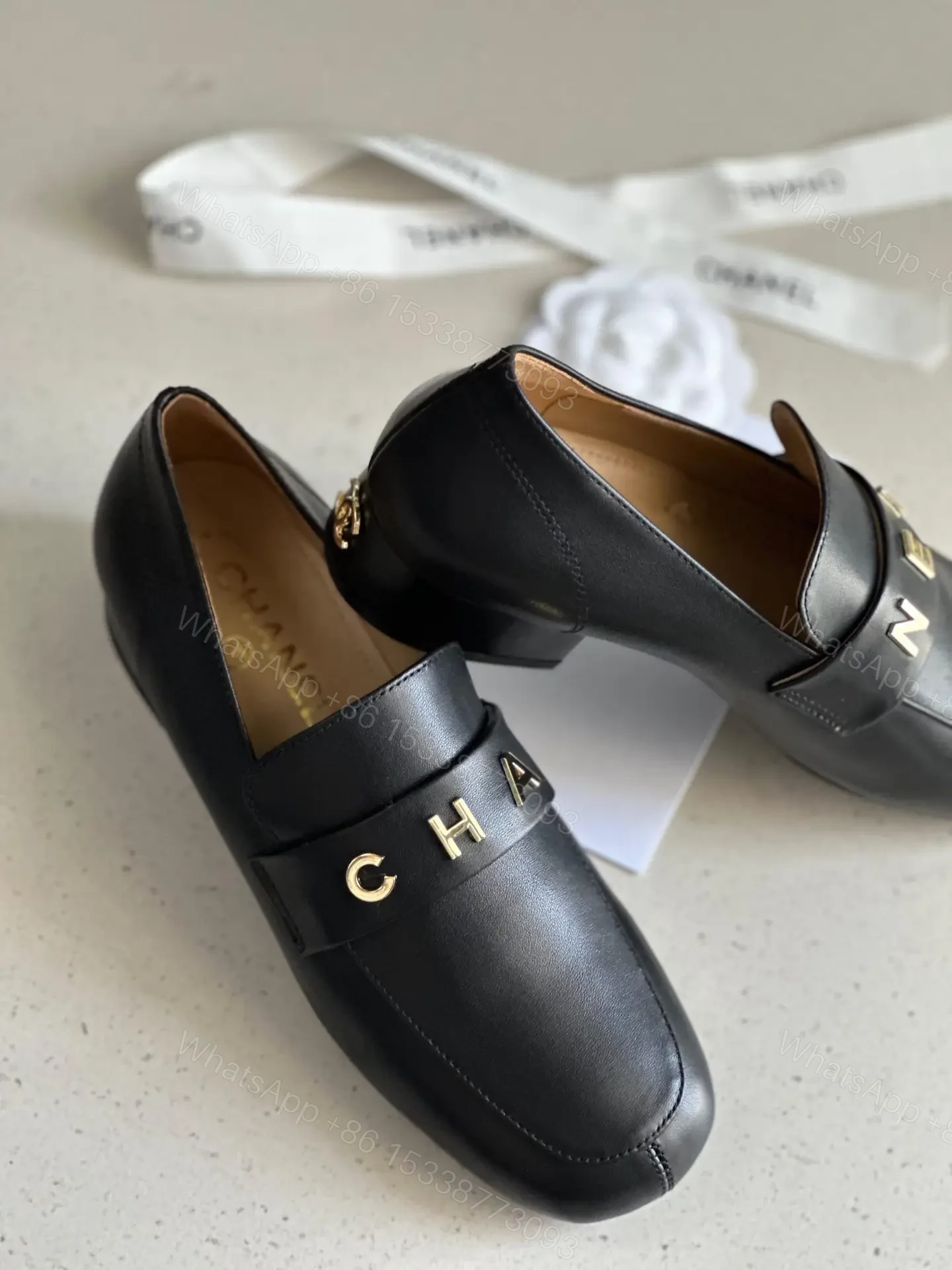 CHANEL — view 1