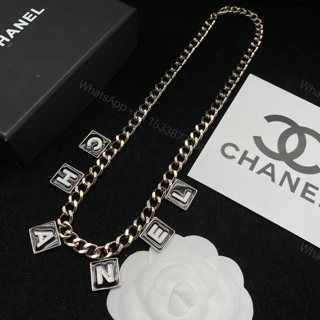 View 3 of EN – Lux Chanel Necklaces 033