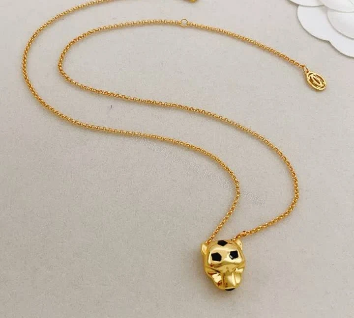 View 4 of Cartier Replica Panthère de Cartier Necklace TJ068