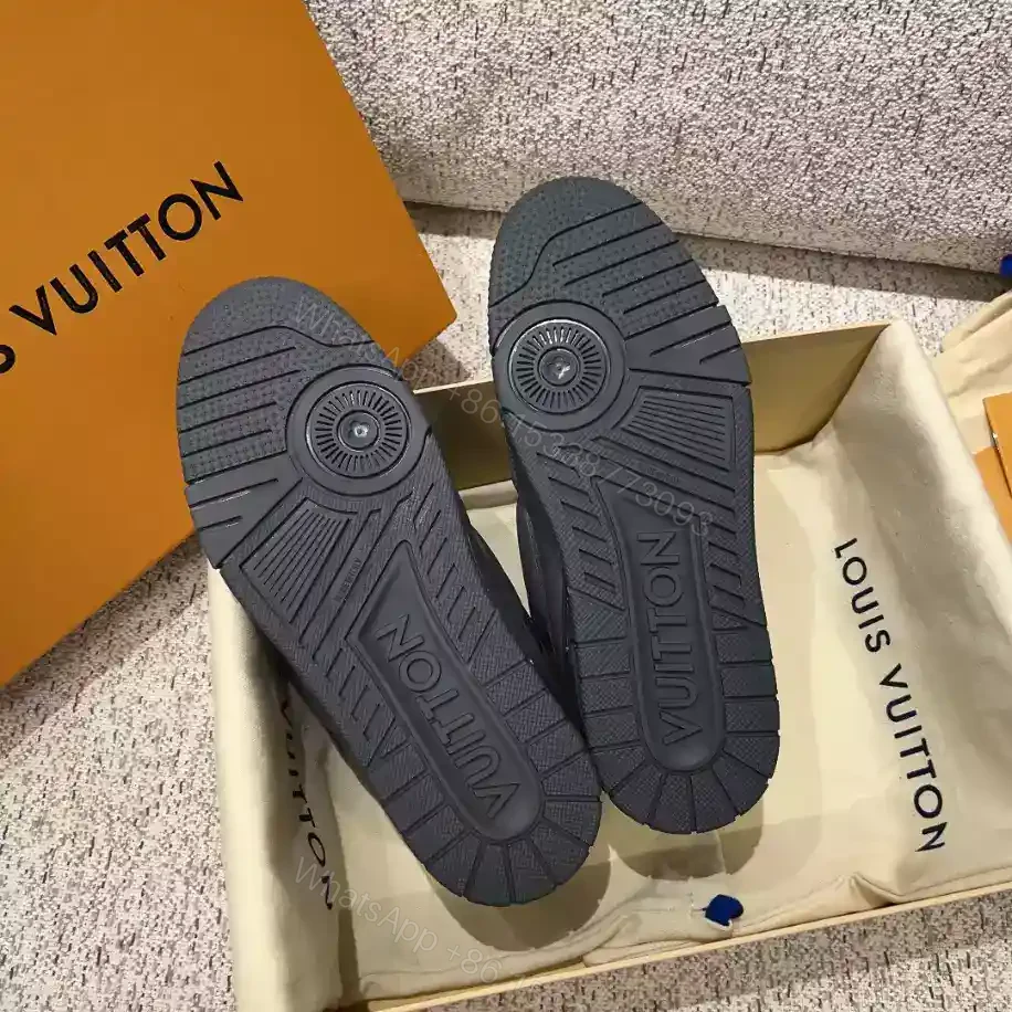 View 7 of LV TRAINER SNEAKER – LSVT425