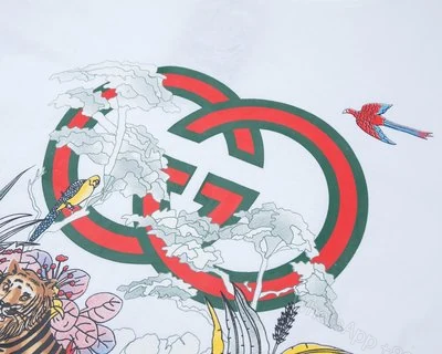 View 4 of GUCCI Tiger T-Shirt – GC0047