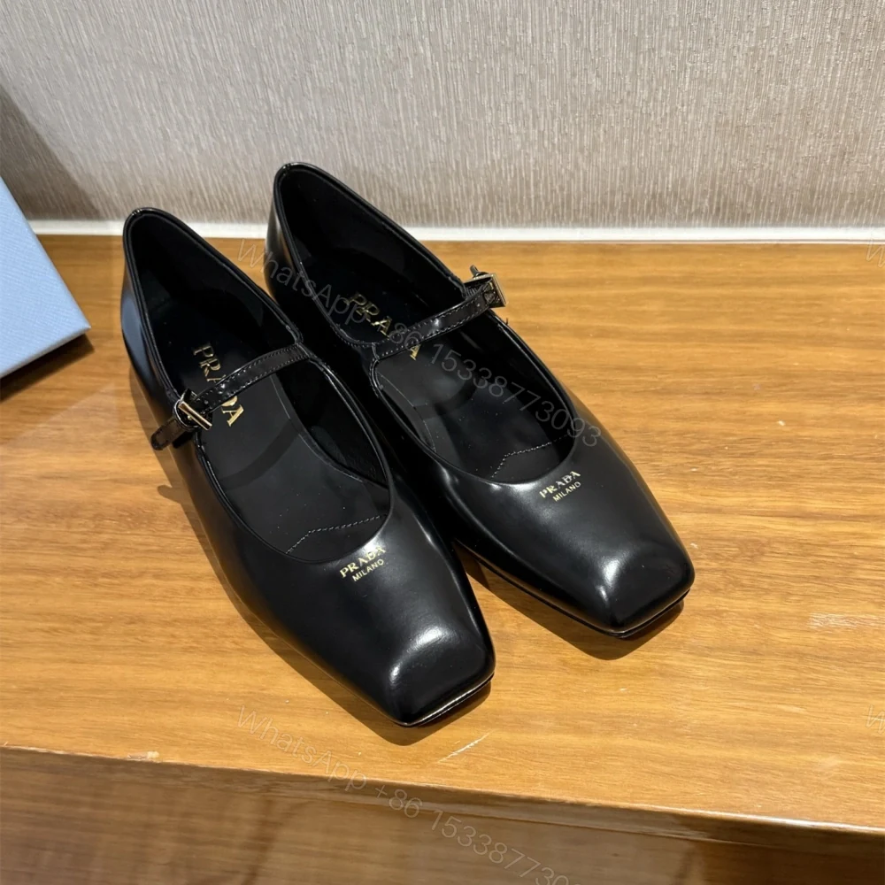View 4 of 高仿Prada*1F826N方頭皮質塔扣平跟單鞋黑色免檢版