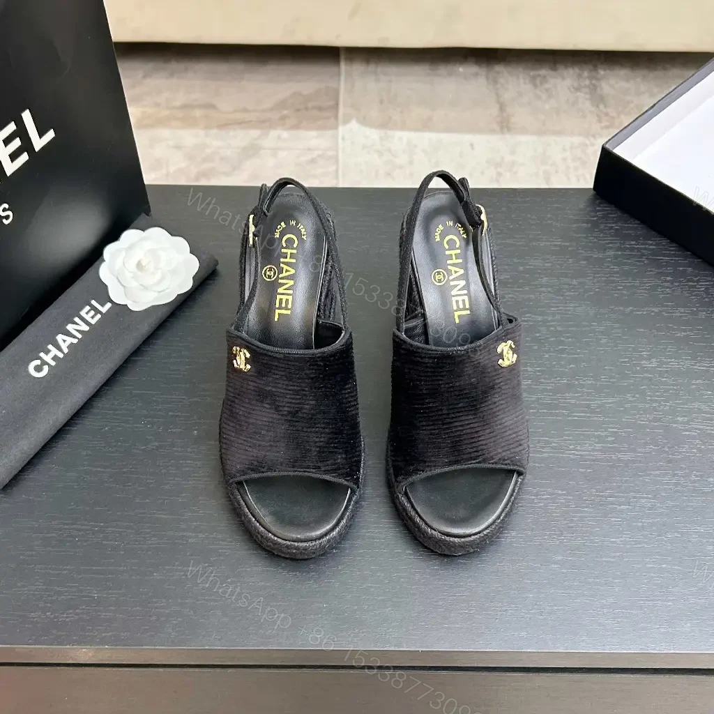 View 9 of Chic Black Textured Slingback Sandals with Gold Logo