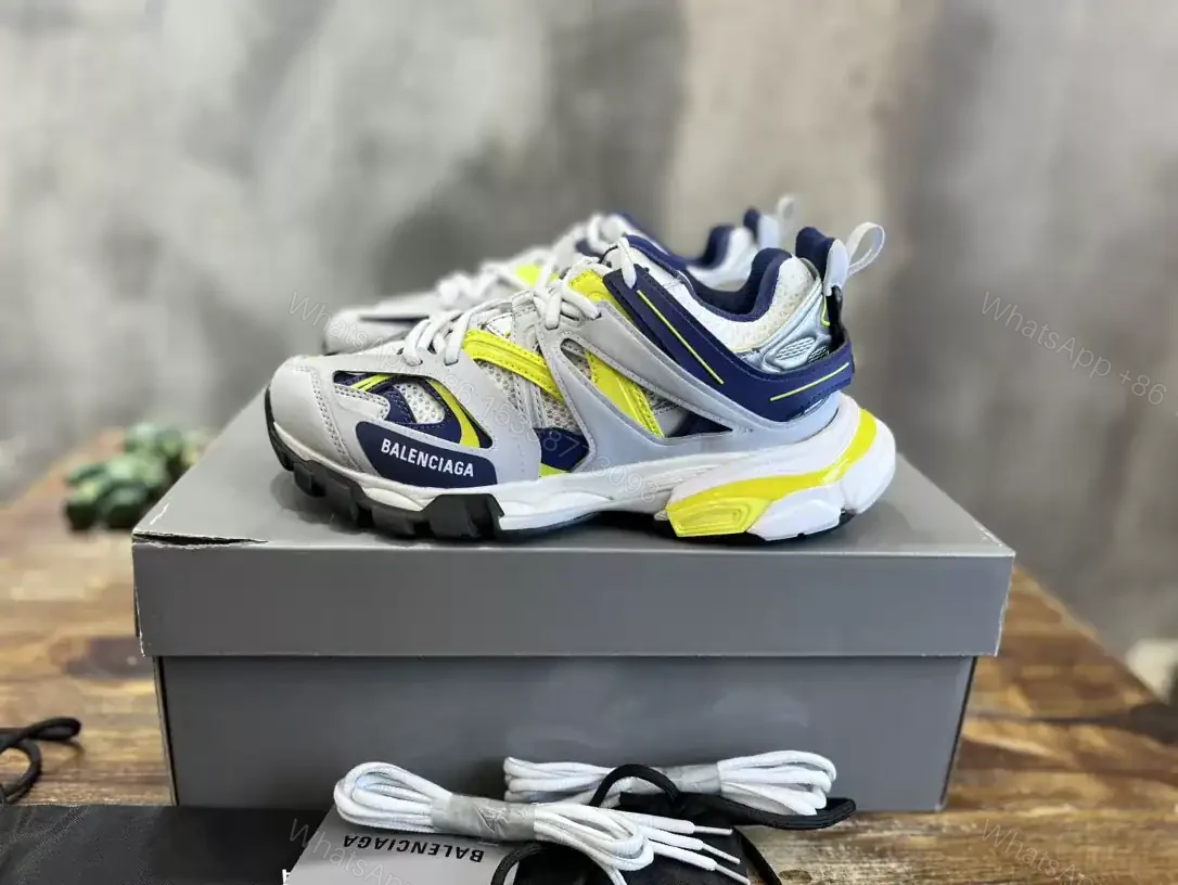 BALENCIAGA TRACK SNEAKER – BB250 — view 1