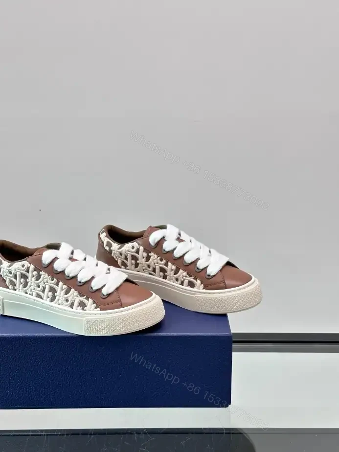 View 7 of DIOR B33 SPIN SNEAKERS BROWN SMOOTH CALFSKIN AND CREAM OBLIQUE RAISED EMBROIDERY – CD203