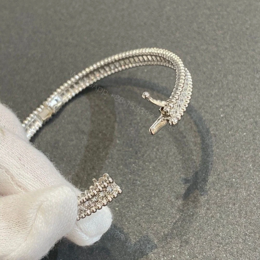View 10 of 高仿首飾VanCleef&Arpels*RP27H00單排鑲鑽白金手鐲