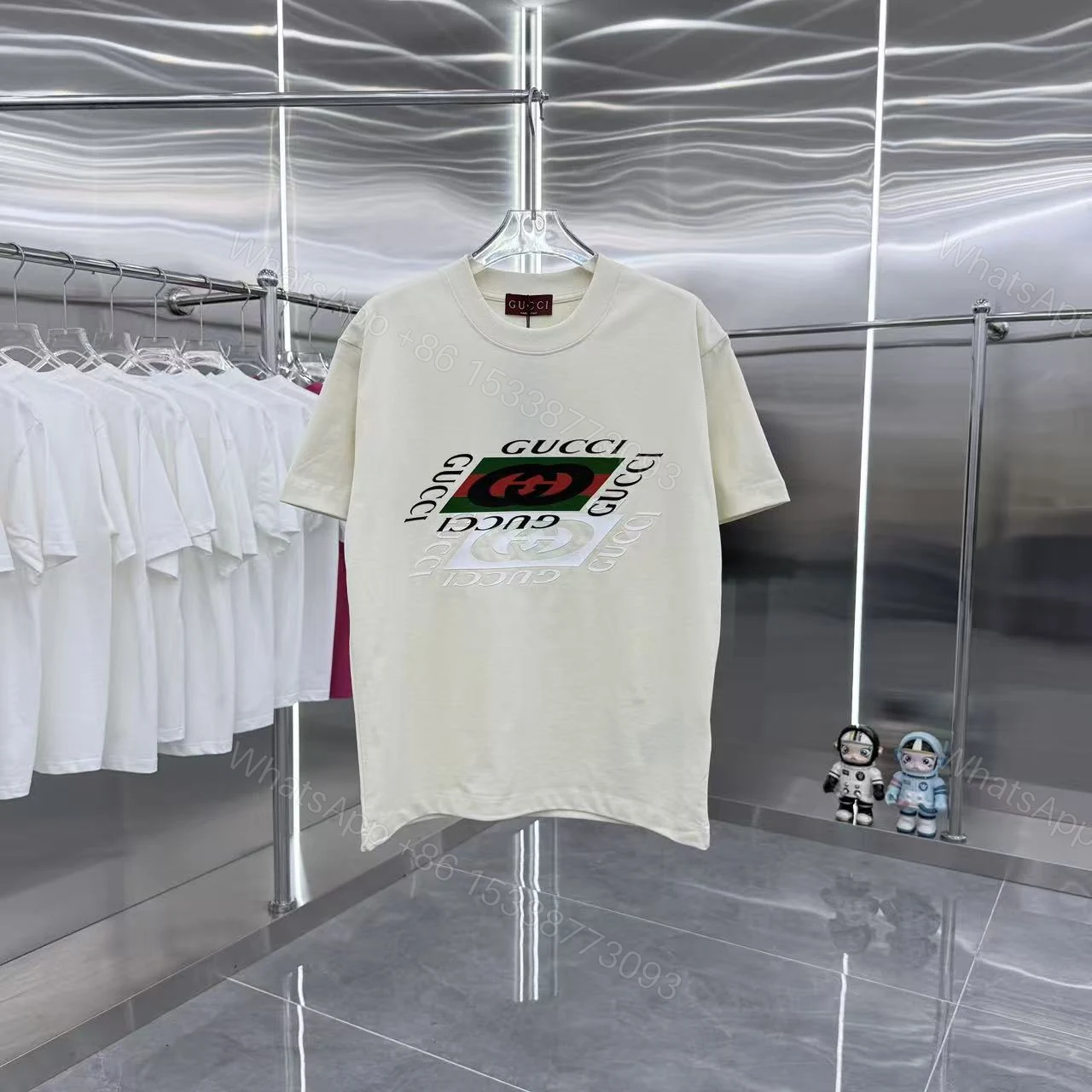 Gucci高仿短袖白色紅綠印花LOGO設計復古經典男女皆宜 — view 1