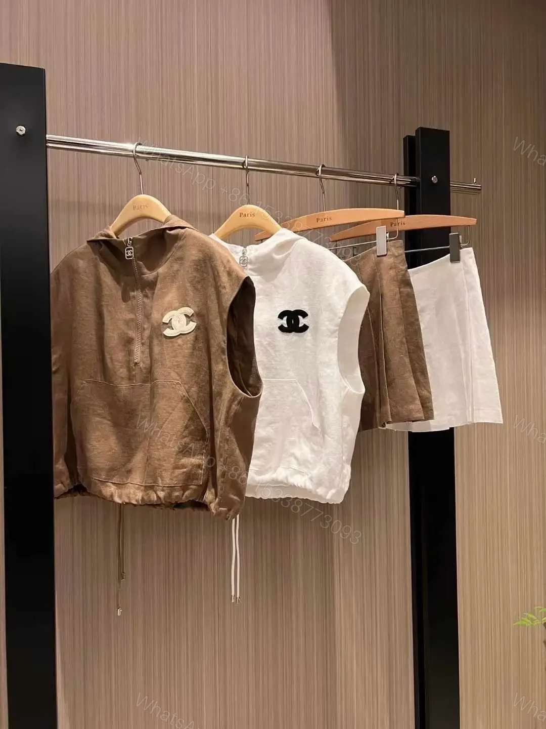 CHANEL — view 1