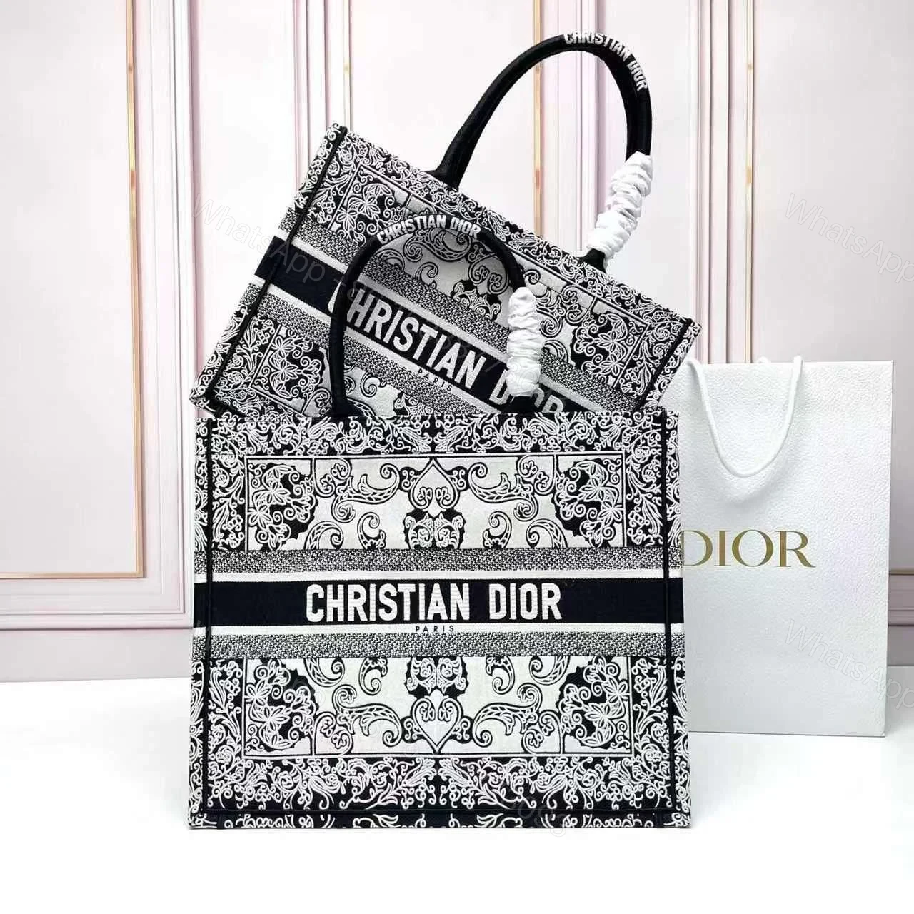 Design Small Book Tote – Dubai Fashion LUX — view 1