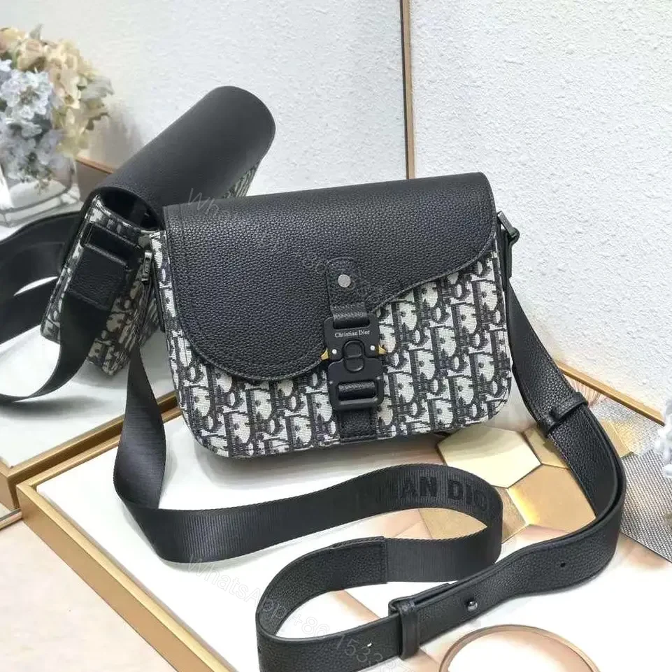 DIOR — view 1