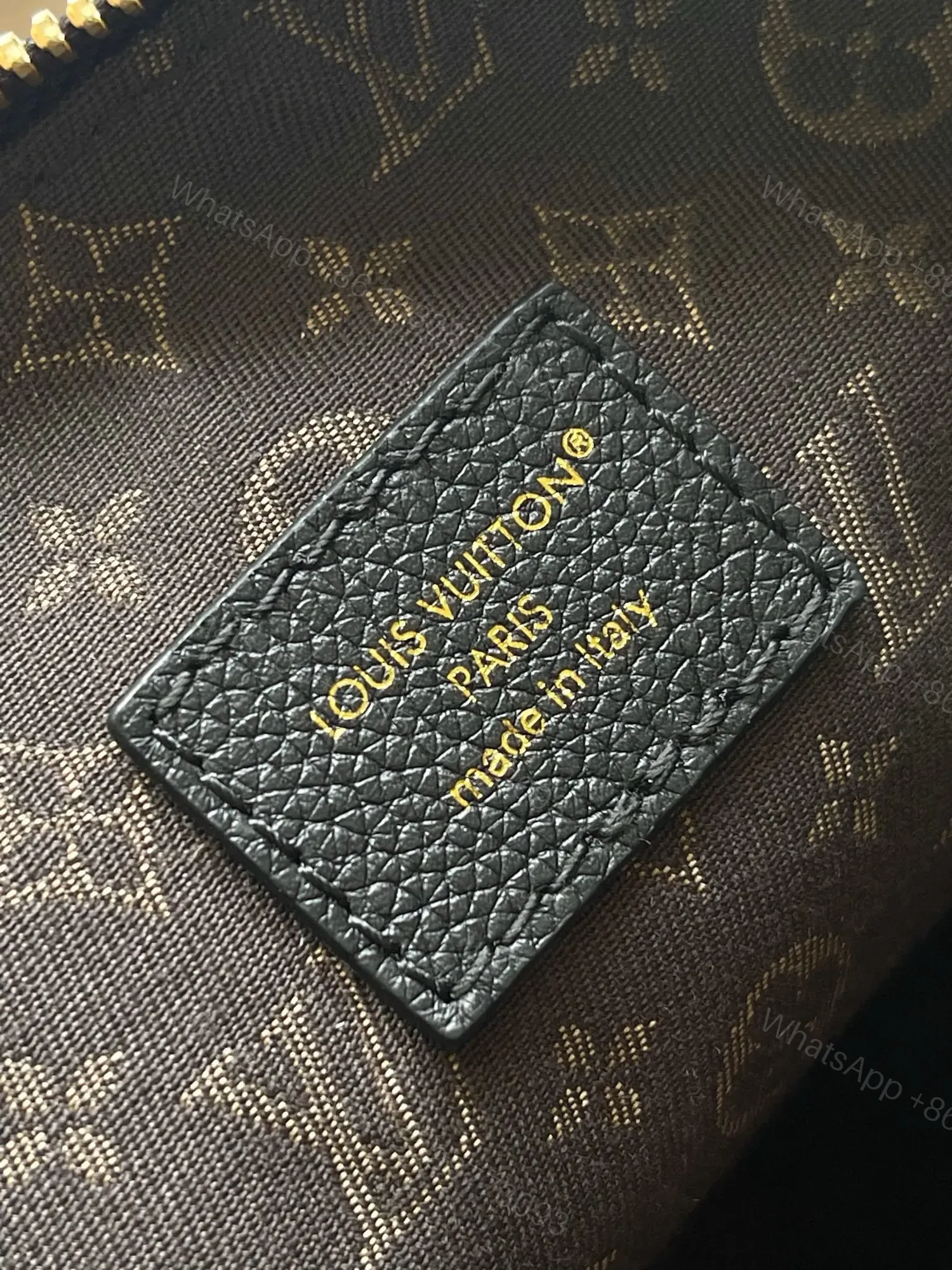 View 10 of LV Multipass Black M28029