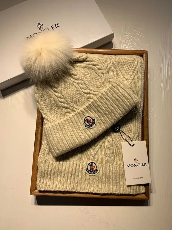 Ivory Wool-Blend Moncler Beanie & Scarf Set, Cable Knit — view 1