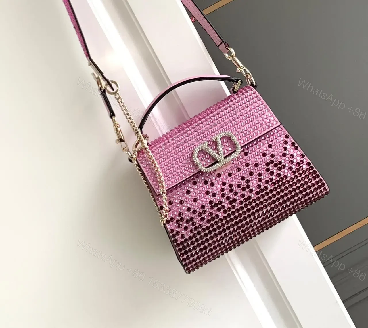 VALENTINO — view 1