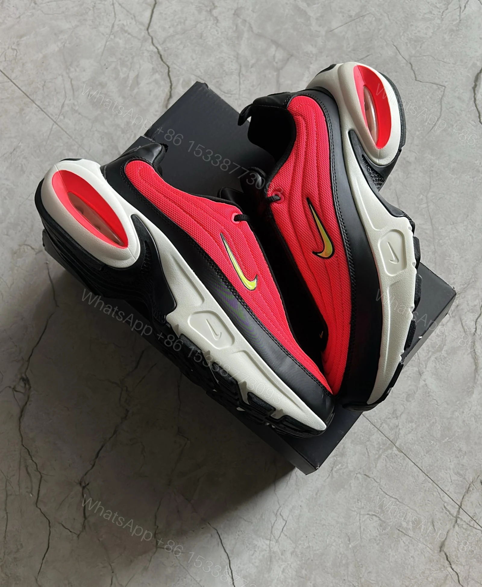 View 4 of FIRST COPY NIKE AIR MAX PORTAL