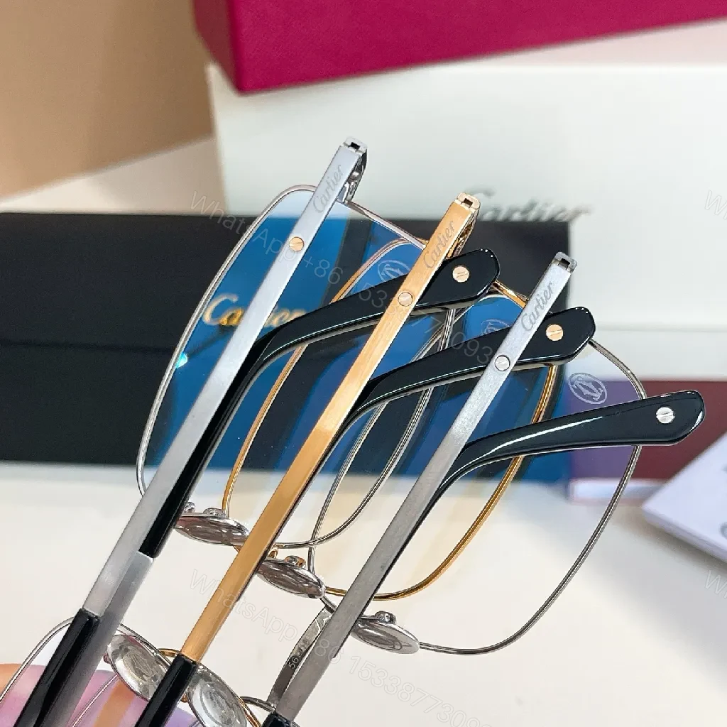 View 5 of Metal Frame Glasses Case Set: Sleek, Durable Luxury Eyewear Accessory