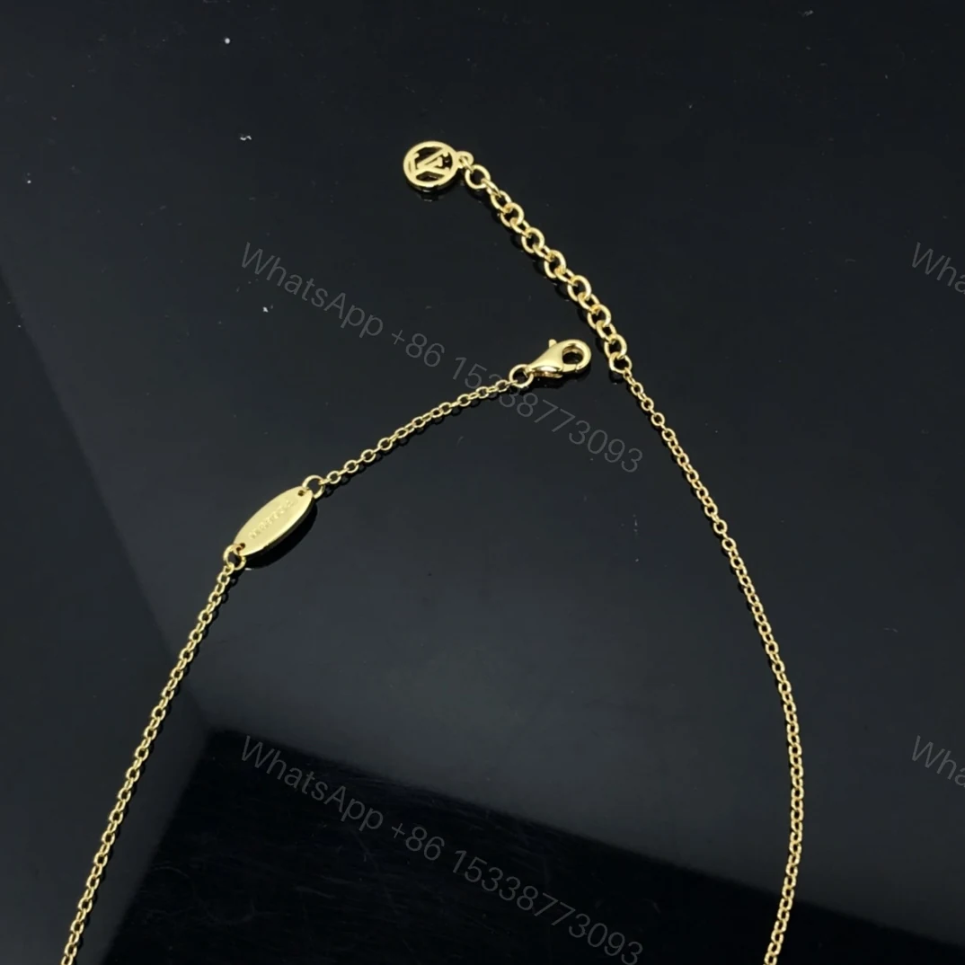 View 4 of EN – Lux LV Necklaces 055