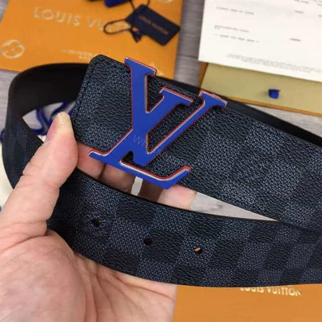 View 8 of LOUIS VUITTON INITIALES 40MM REVERSIBLE DAMIER INFINI LEATHER BELT – B84