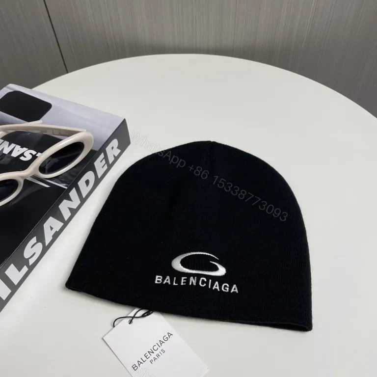 Chic Black Knit Beanie: Subtle Balenciaga Logo, Warmth — view 1