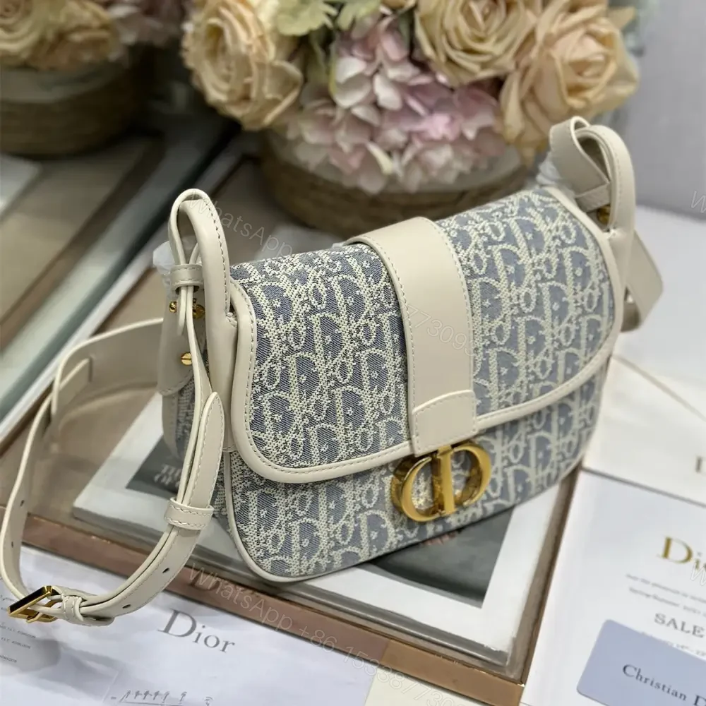View 3 of 高仿Dior*30Montaigne系列9363M925單肩包白色中號免檢版
