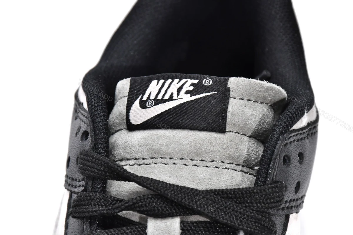 View 4 of Otomo Katsuhiro x Nike SB Dunk Low Steamboy OST LP3445-001