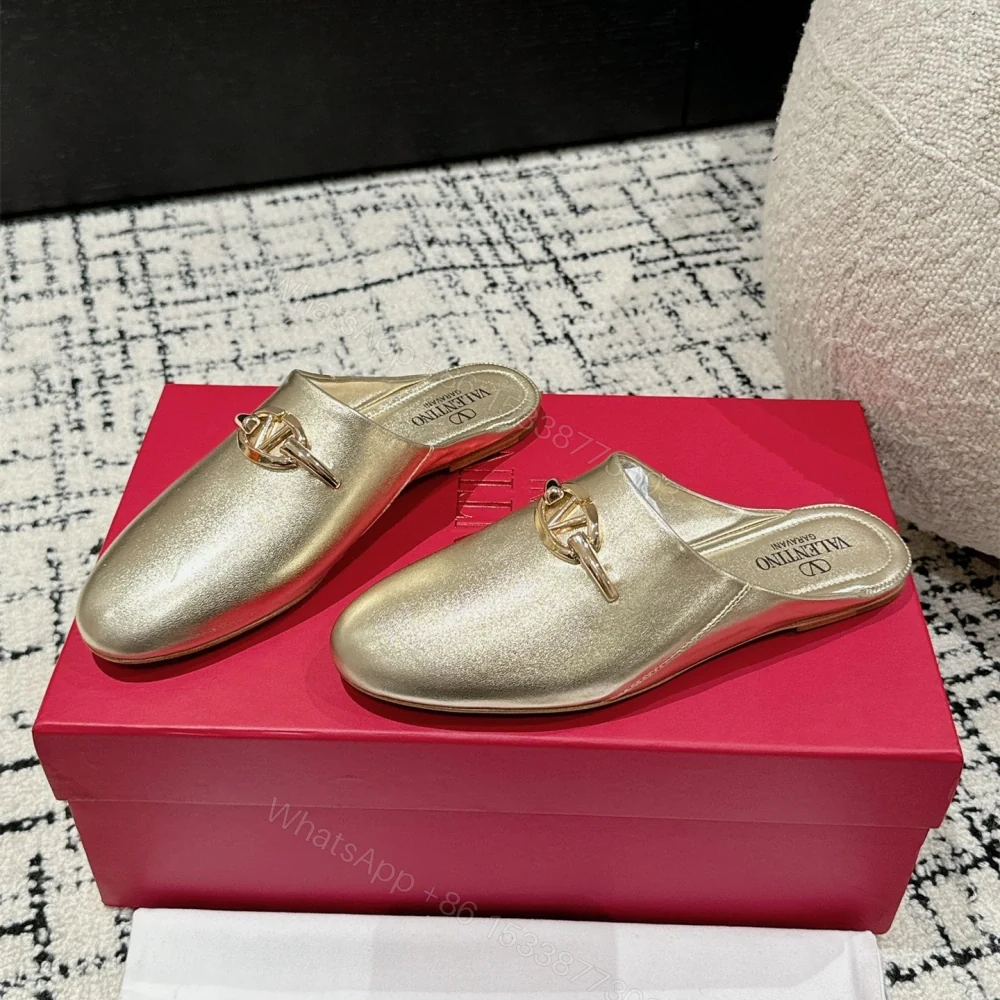 高仿Valentino*4W2S0IW簡約包頭拖鞋漆皮金色免檢版 — view 1