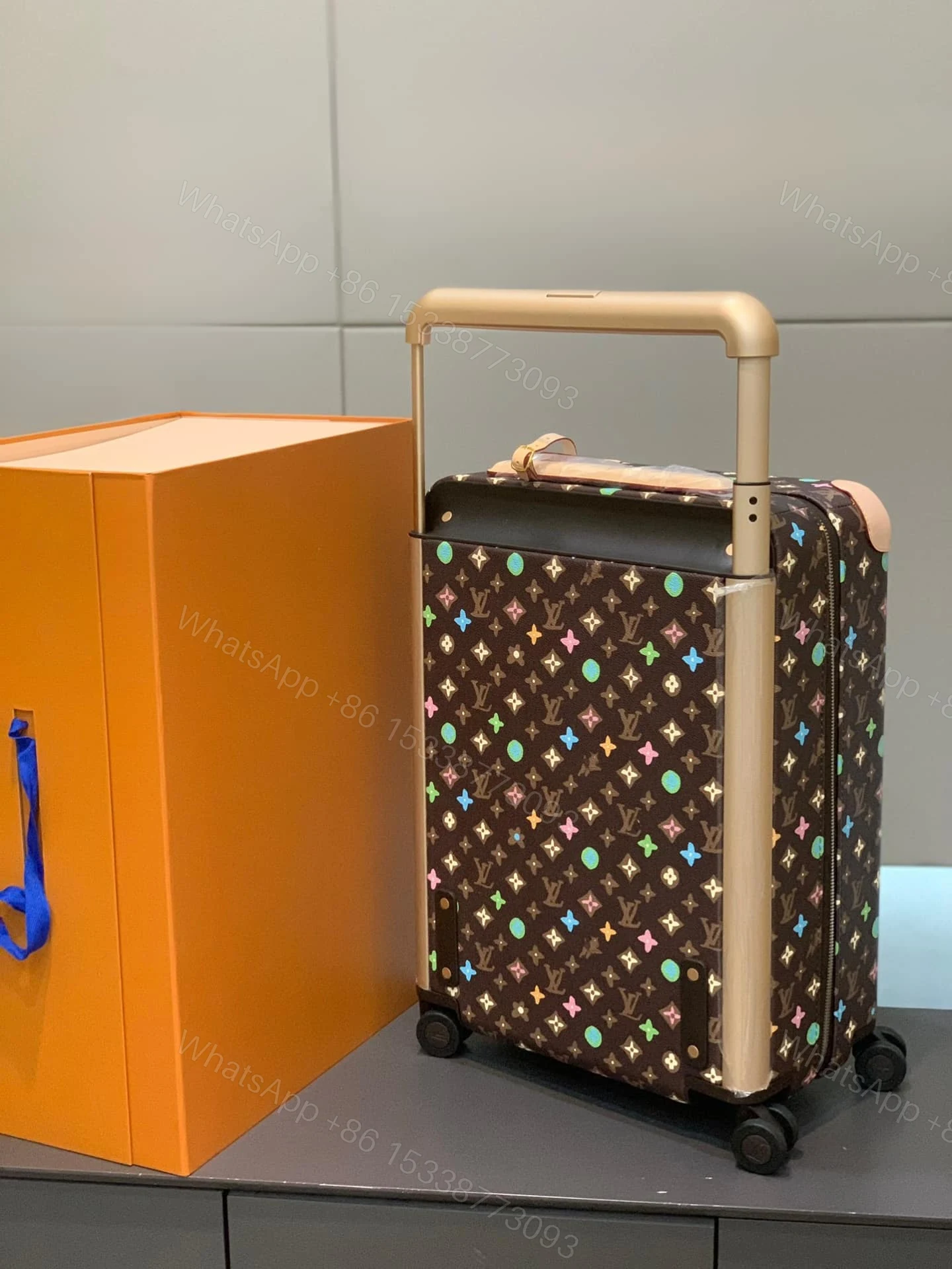 View 3 of Louis Vuitton Horizon 55 Suitcase Monogram Craggy Coated Canvas Chocolate 55Cm M47070