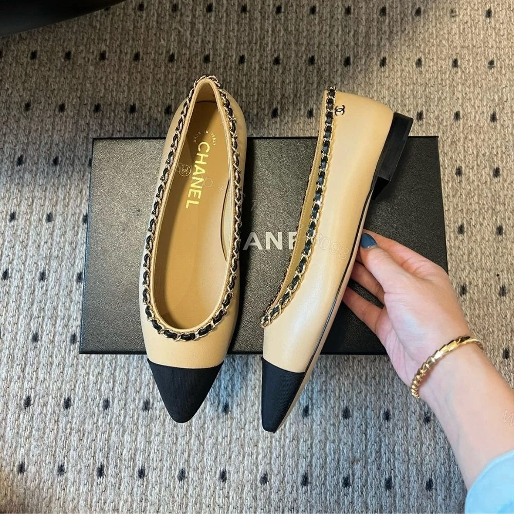 View 4 of CHANEL AND FABRIC CC CHAIN LINK BALLET FLATS BEIGE AND BLACK