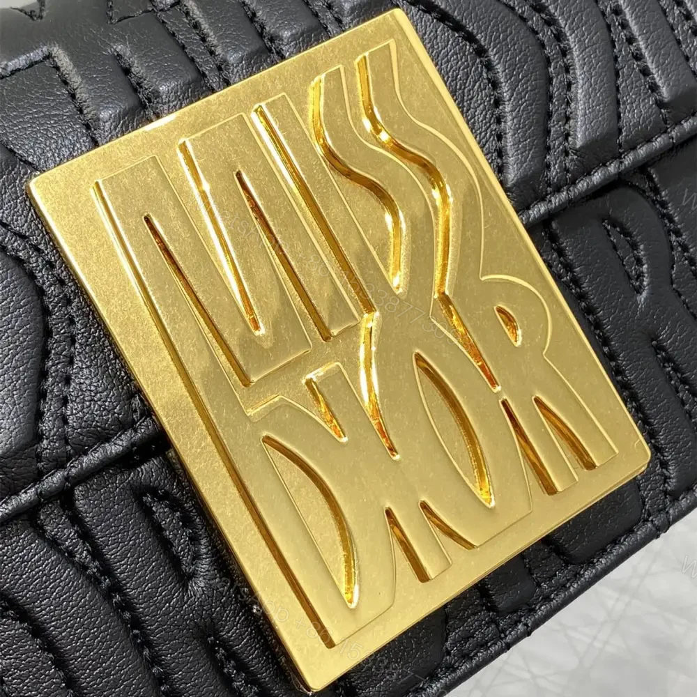 View 6 of 高仿Dior*Miss系列M261M900衍縫線小牛皮腋下包黑色免檢版
