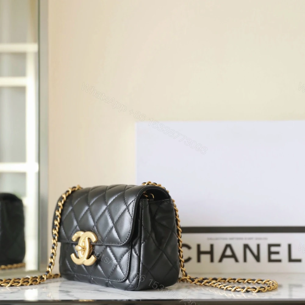 View 4 of 高仿Chanel*24B系列AS5026小羊皮口蓋包黑色免檢版