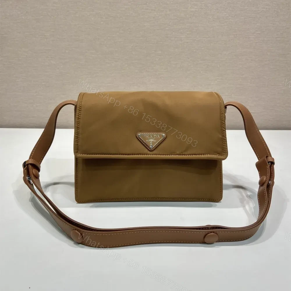View 3 of 高仿Prada*RE-Nylon系列1BD313尼龍郵差包棕色小號免檢版