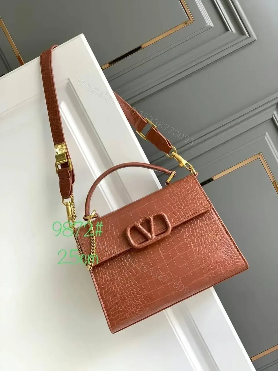 VALENTINO — view 1