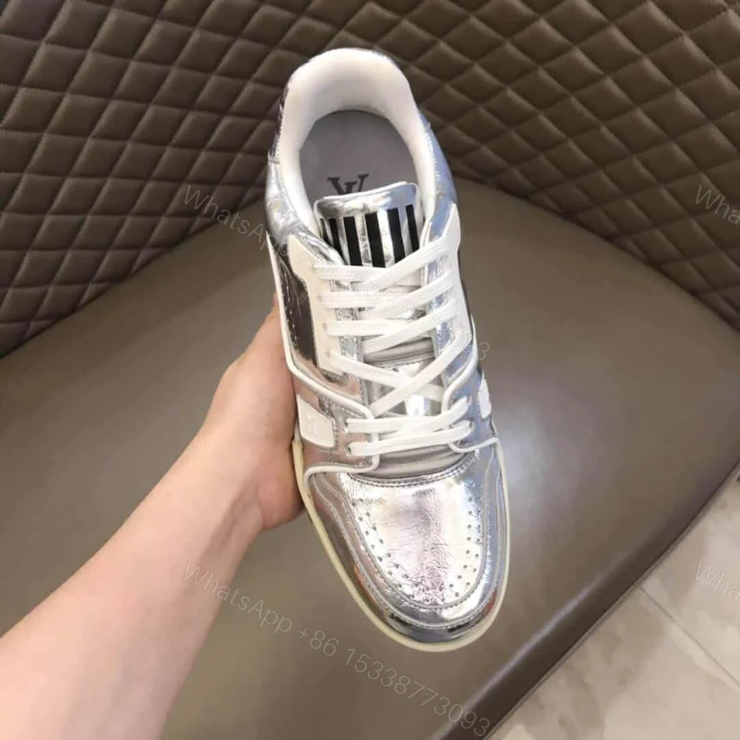 View 4 of LOUIS VUITTON VNR SNEAKER – LV190