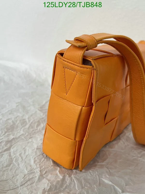 View 94 of Bottega Veneta Premium Nappa Leather Intrecciato Weave Bag with Magnetic Fastening BV9101