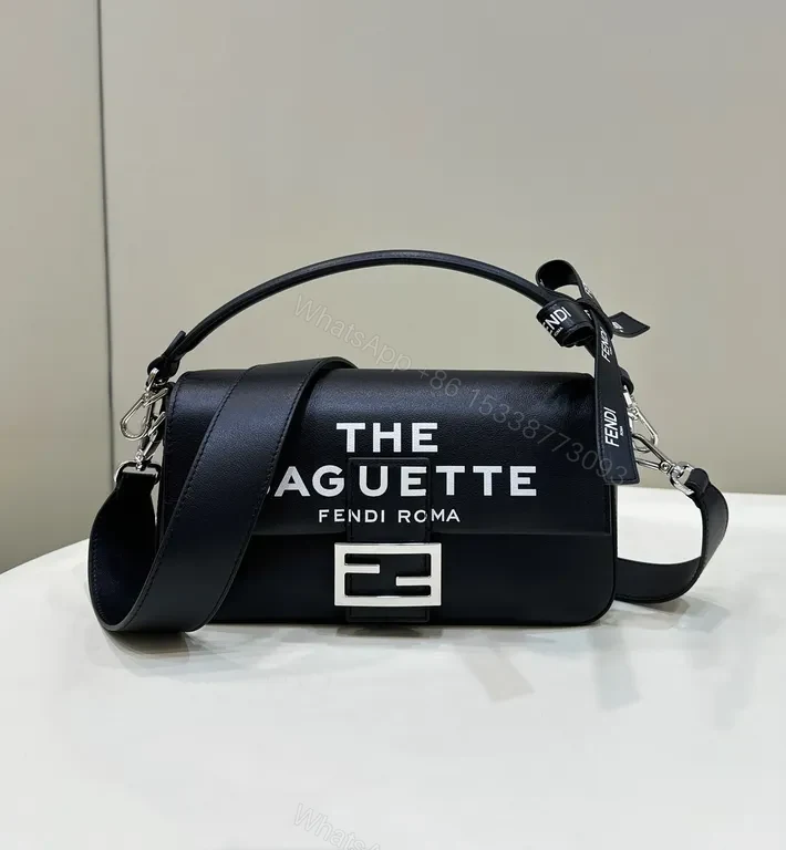 Gaguette Bag: Sleek Black Leather Luxury Crossbody Bag — view 1