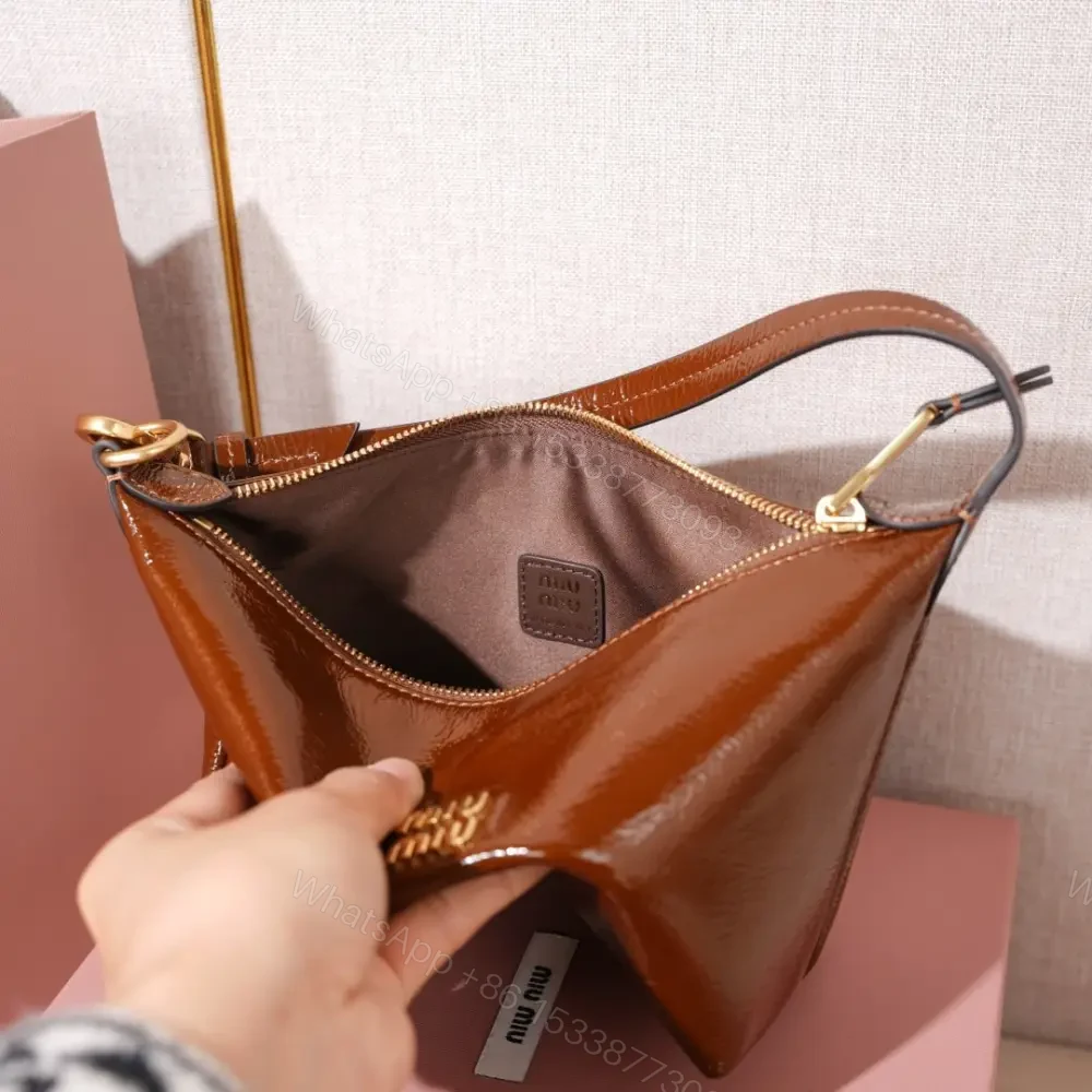 View 9 of 高仿miumiu*Naplak系列5NE841小羊皮飯盒包棕色免檢版