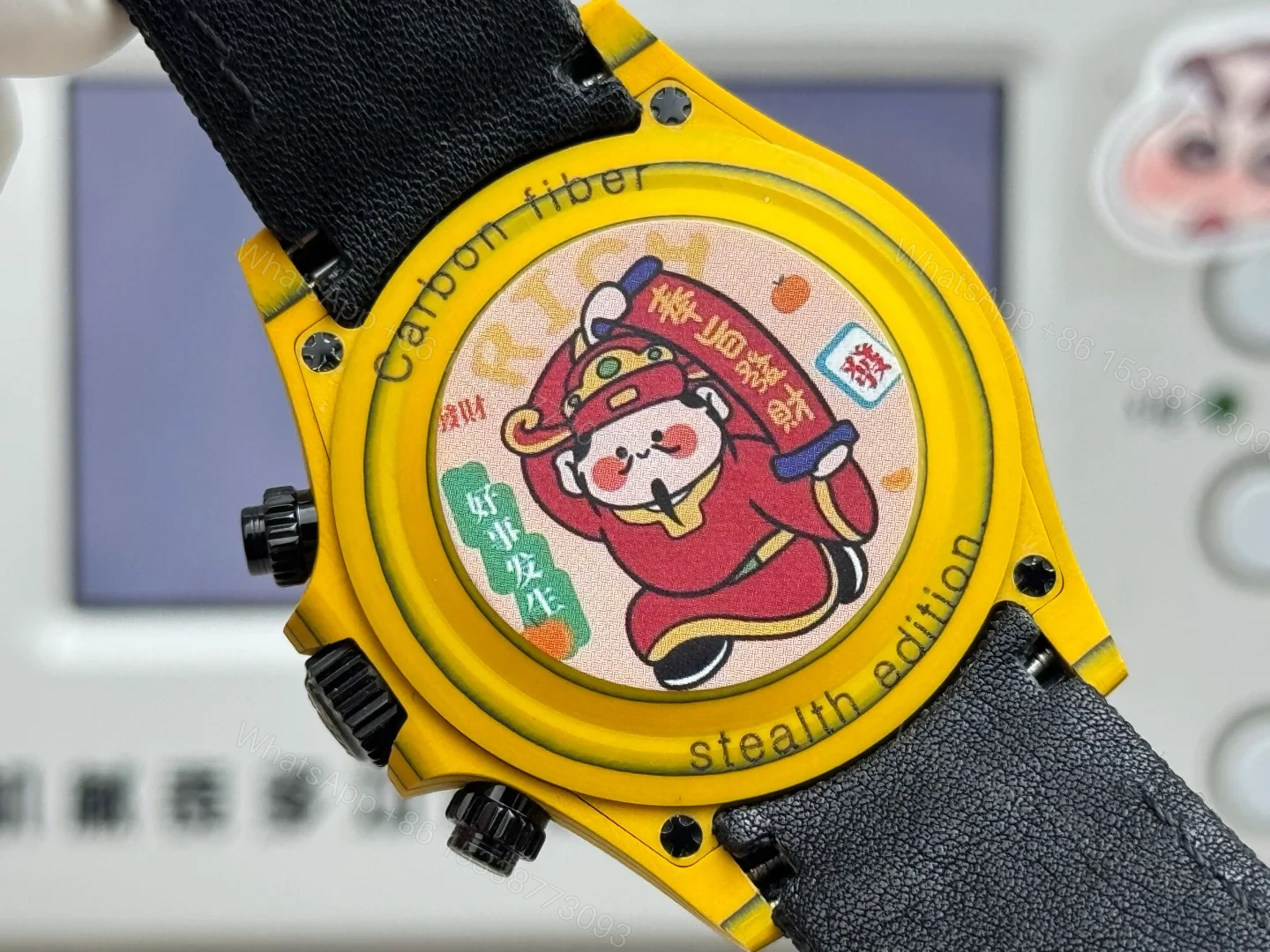 View 8 of Rolex Daytona Yellow Replica 40MM Premium Carbon Fiber Black Fabric Strap RG-ROLEX-DAYTONAR74-YELLOW