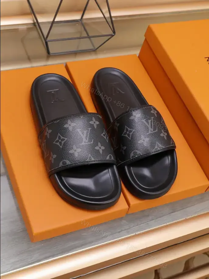 View 2 of LV WATERFRONT MULE – LVS42