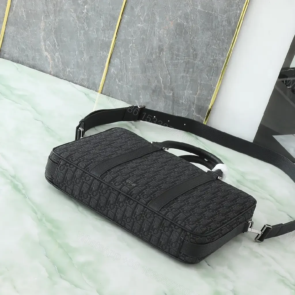 View 9 of Compact Leather Messenger – Structured, Luxurious Everyday Bag