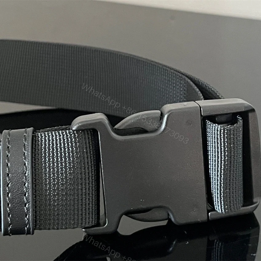 View 15 of 高仿BalenciagaWheelBeltpack系列尼龍胸包黑色